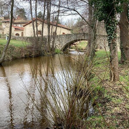 Jolie Maison De Campagne, Compostelle Soleymieux Exteriör bild