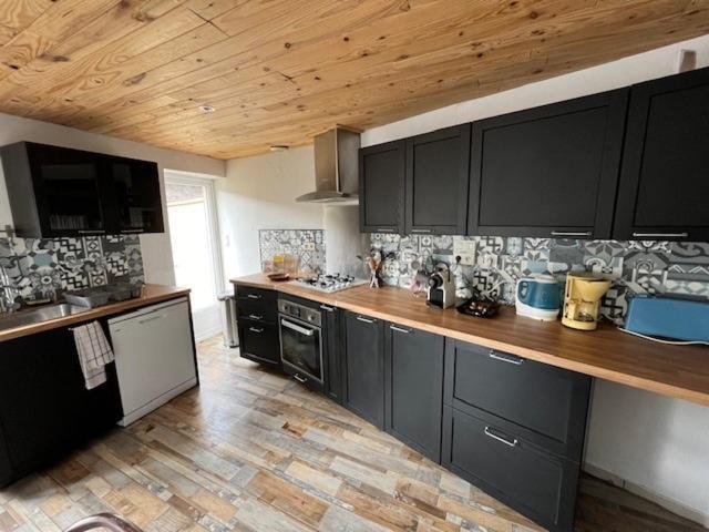 Jolie Maison De Campagne, Compostelle Soleymieux Exteriör bild